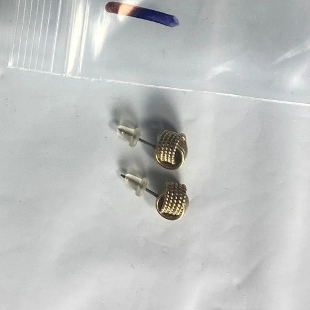 Small Gold Tone Screw Back‎ Earrings Dainty Twisted Coil Design
